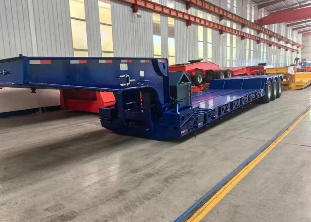 detachable gooseneck lowboy trailer for front loading heavy equipment