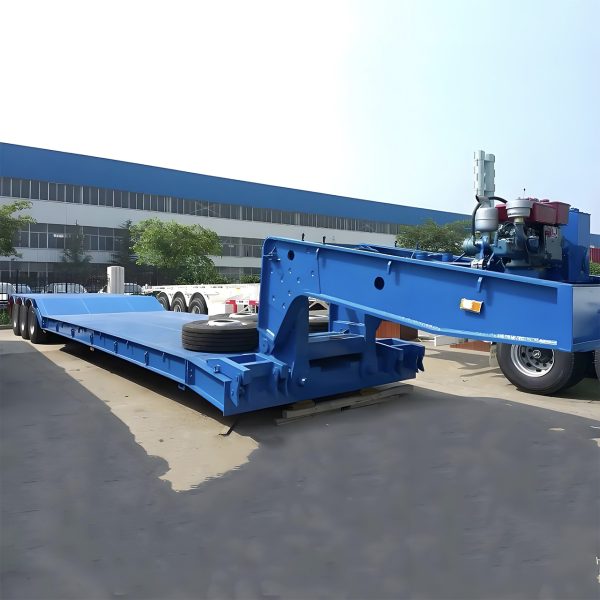 Detachable gooseneck lowboy trailer for low clearance heavy equipment loading