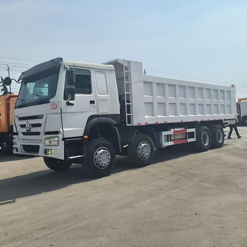 used dump truck engine hydraulic system and chassis inspection