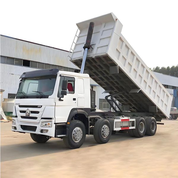 used HOWO 8x4 dump truck hydraulic lifting inspection
