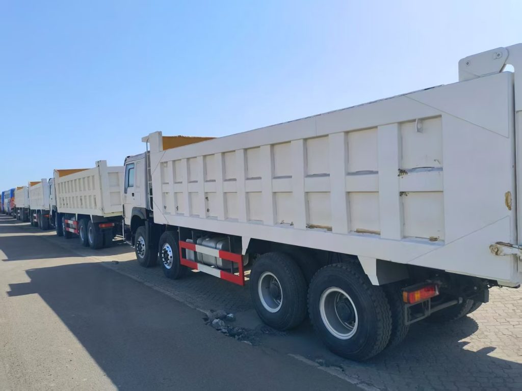 HOWO 371 6×4 dump truck