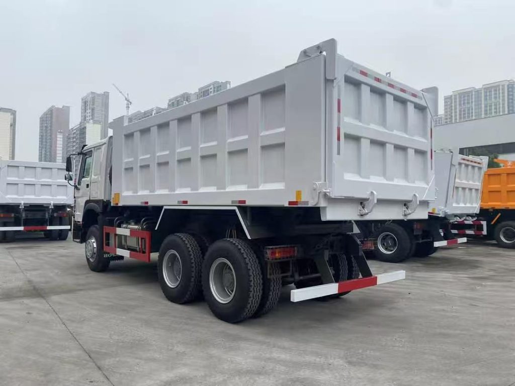 HOWO 371HP dump truck Benin